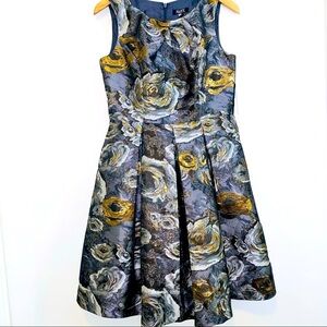 NWT SLNY New York Sliver Metallic Floral Pleated Midi Dress Size 10P